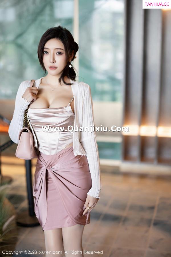 [XiuRen]高清写真图 2023.11.09 No.7640 王馨瑶yanni 时尚美腿